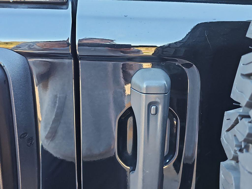 used 2021 Jeep Wrangler Unlimited car, priced at $37,800