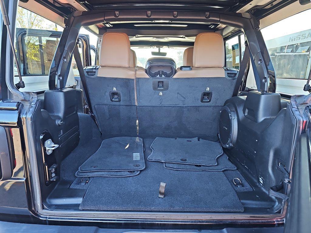 used 2021 Jeep Wrangler Unlimited car, priced at $37,800