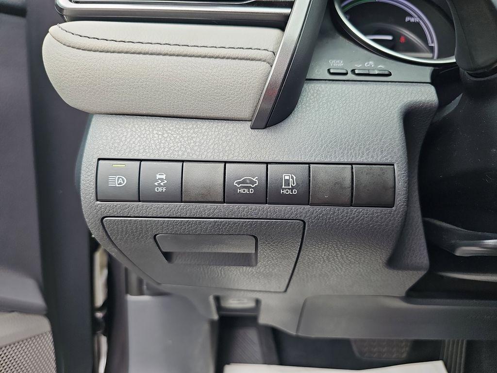 used 2022 Toyota Camry Hybrid car, priced at $22,100
