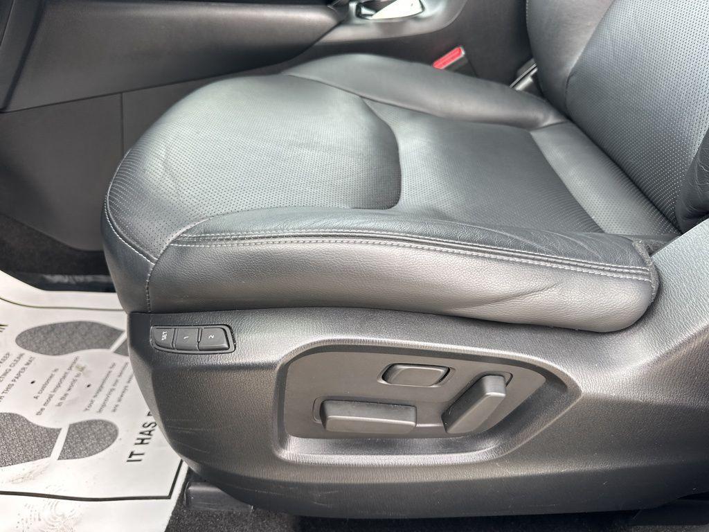 used 2023 Mazda CX-9 car, priced at $26,300
