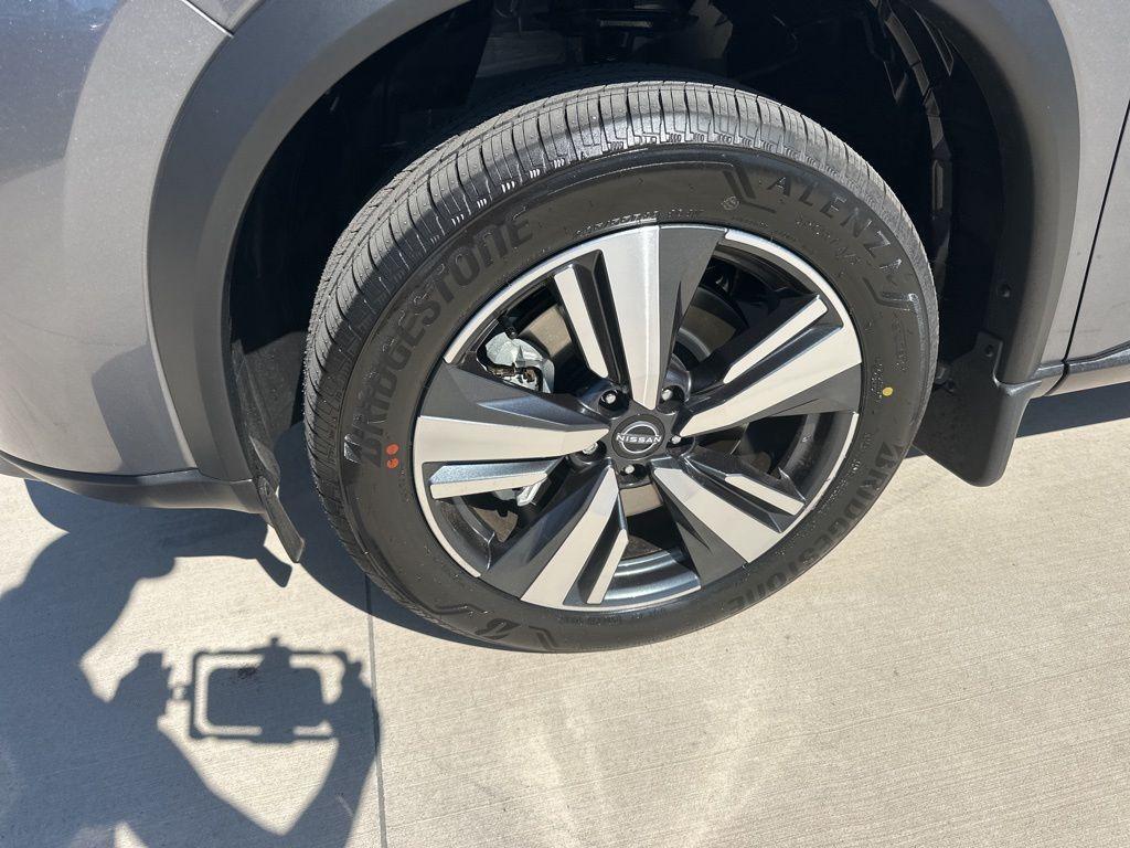 new 2025 Nissan Rogue car, priced at $40,398
