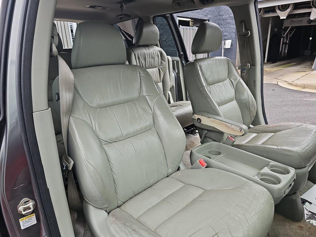 used 2007 Honda Odyssey car, priced at $5,200