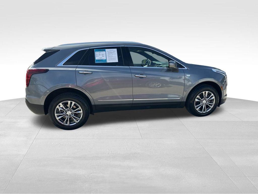 used 2021 Cadillac XT5 car, priced at $26,100