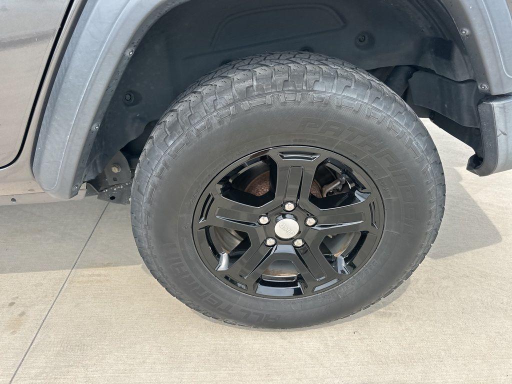 used 2019 Jeep Wrangler Unlimited car, priced at $22,292