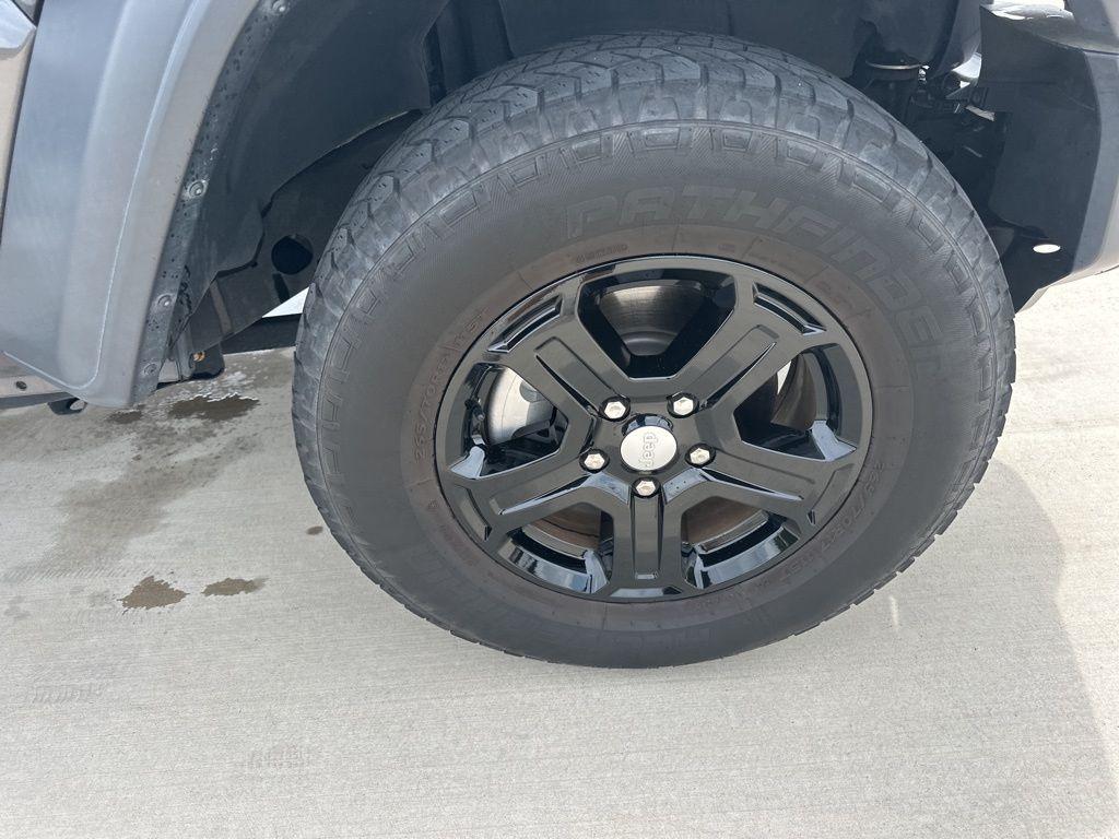 used 2019 Jeep Wrangler Unlimited car, priced at $22,292