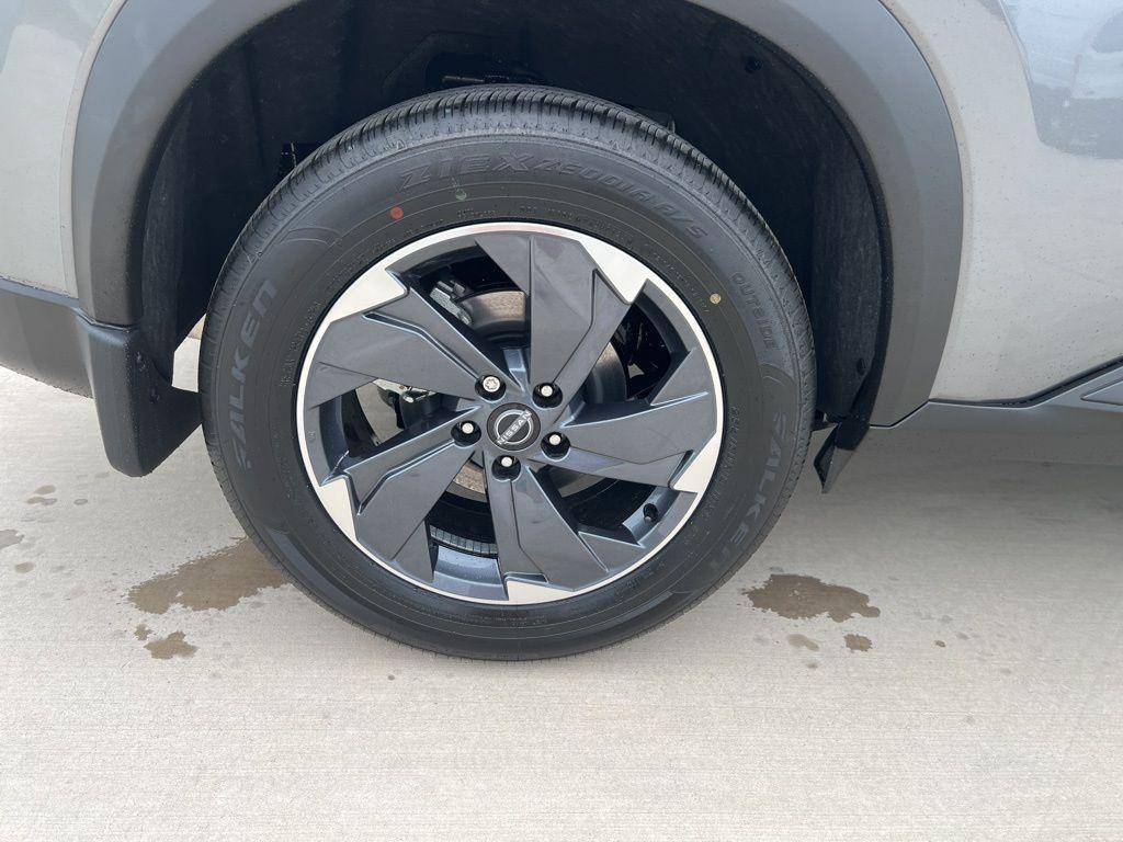 new 2025 Nissan Rogue car, priced at $32,482