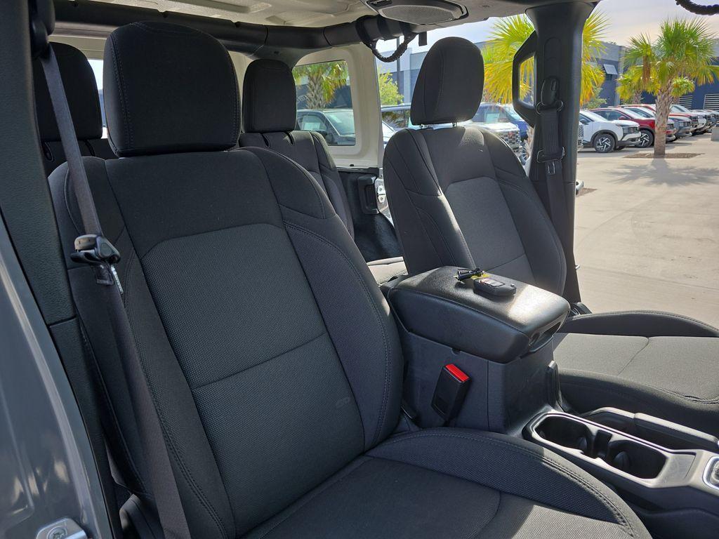used 2022 Jeep Wrangler Unlimited car, priced at $29,700