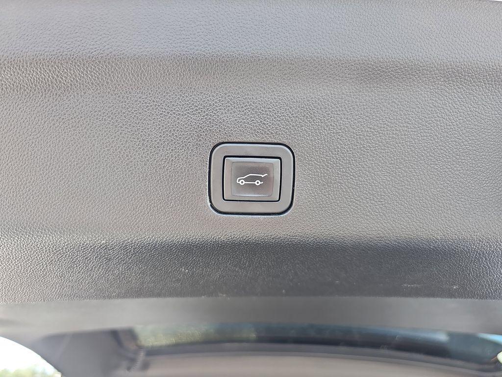 used 2023 Chevrolet Tahoe car, priced at $55,300