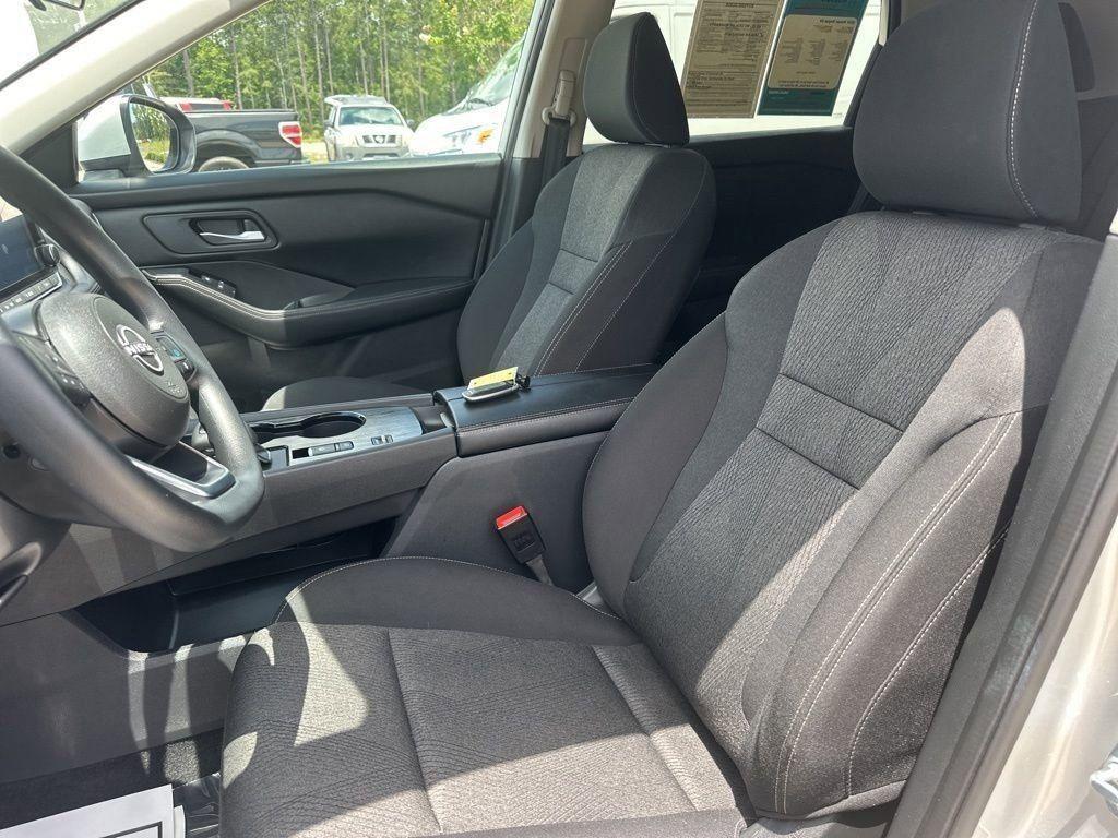 used 2024 Nissan Rogue car, priced at $24,300