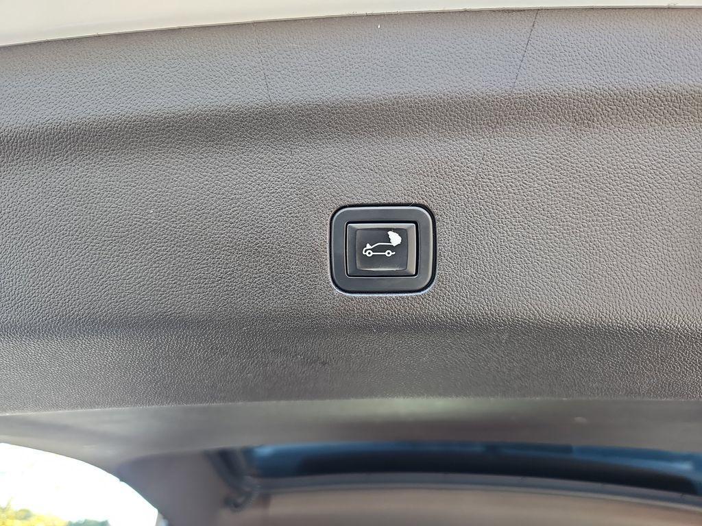 used 2021 Chevrolet Tahoe car, priced at $43,900