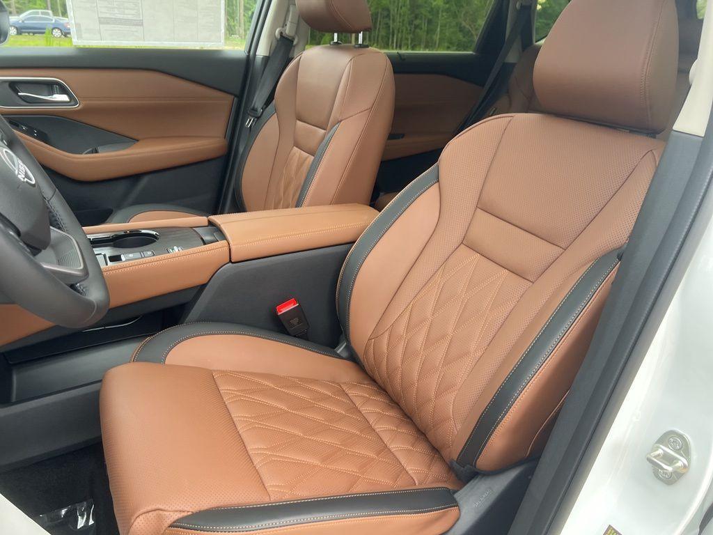 new 2025 Nissan Rogue car, priced at $41,461