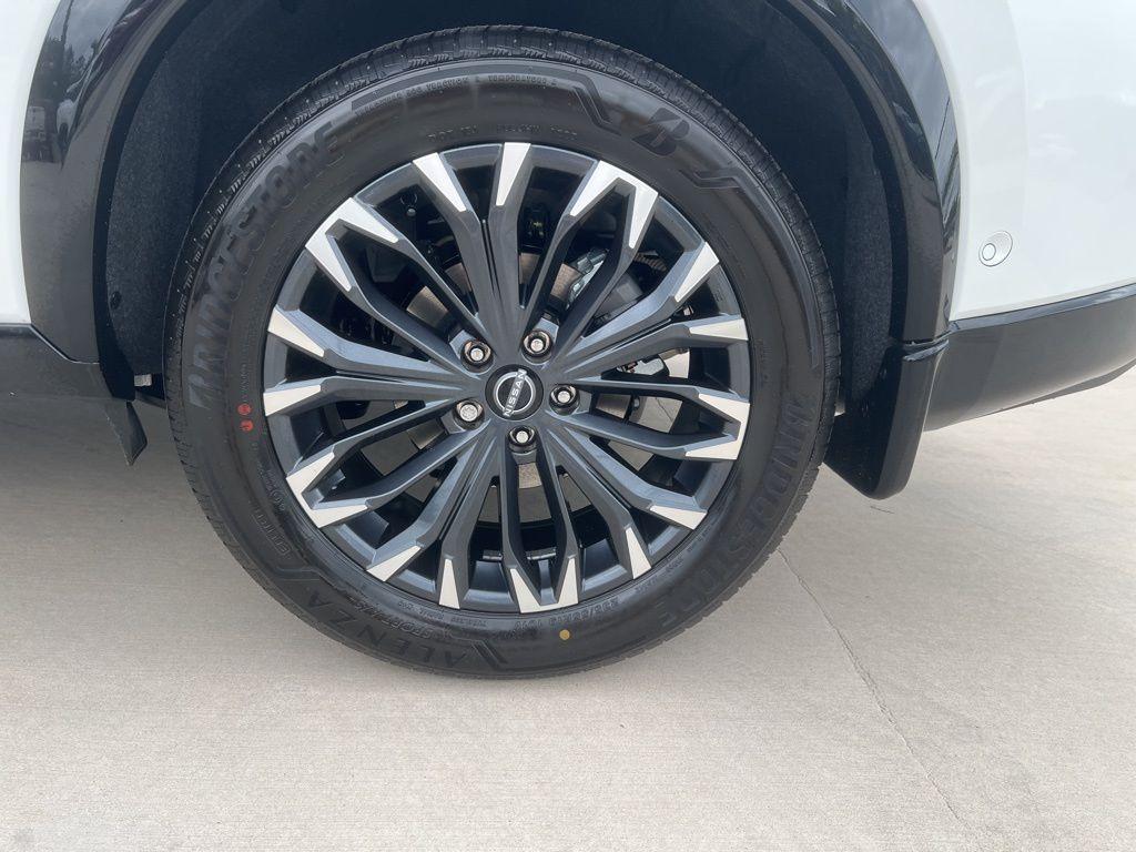 new 2025 Nissan Rogue car, priced at $41,461
