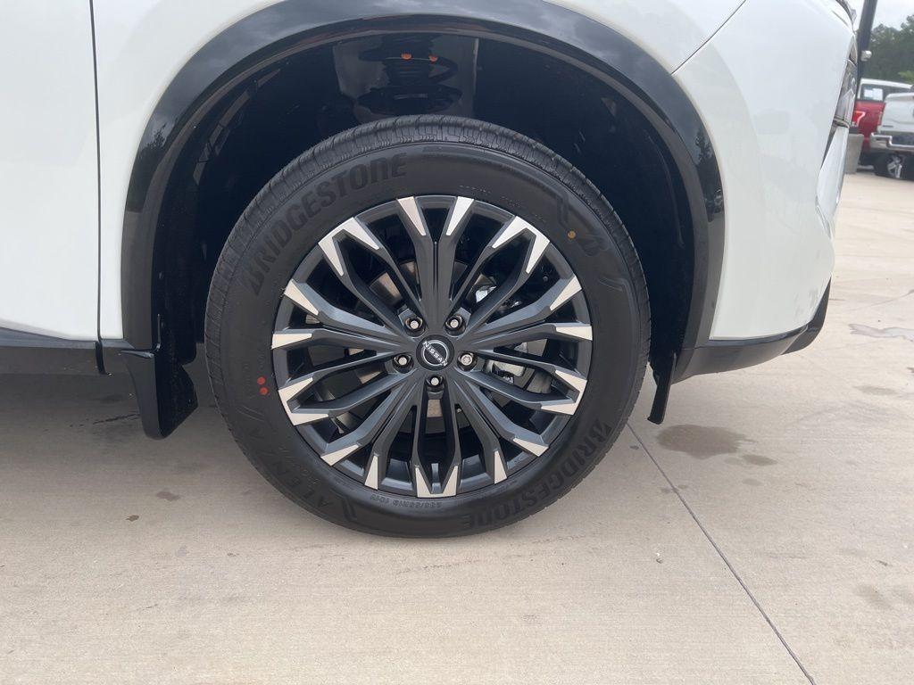 new 2025 Nissan Rogue car, priced at $41,461