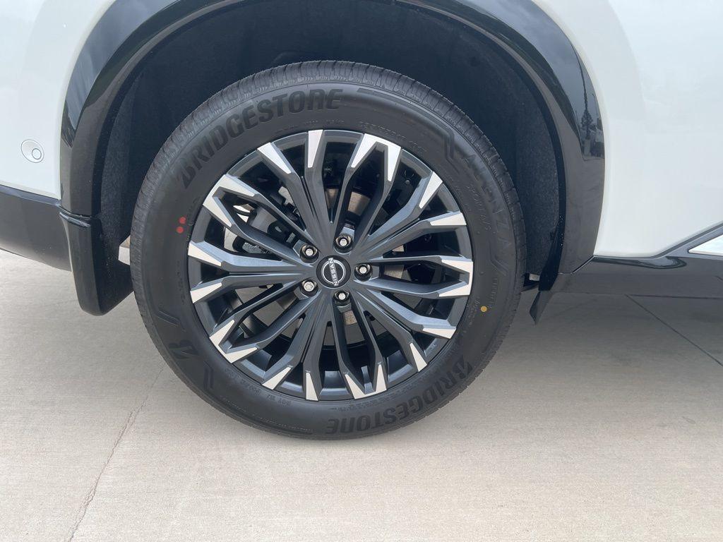 new 2025 Nissan Rogue car, priced at $41,461