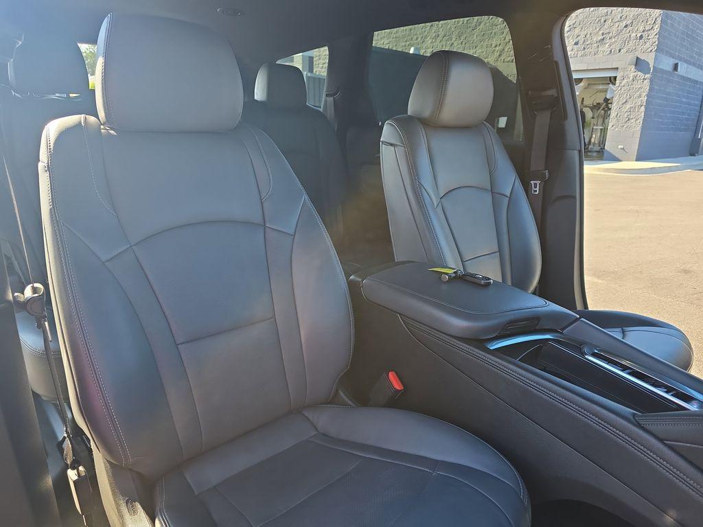 used 2022 Buick Enclave car, priced at $27,300