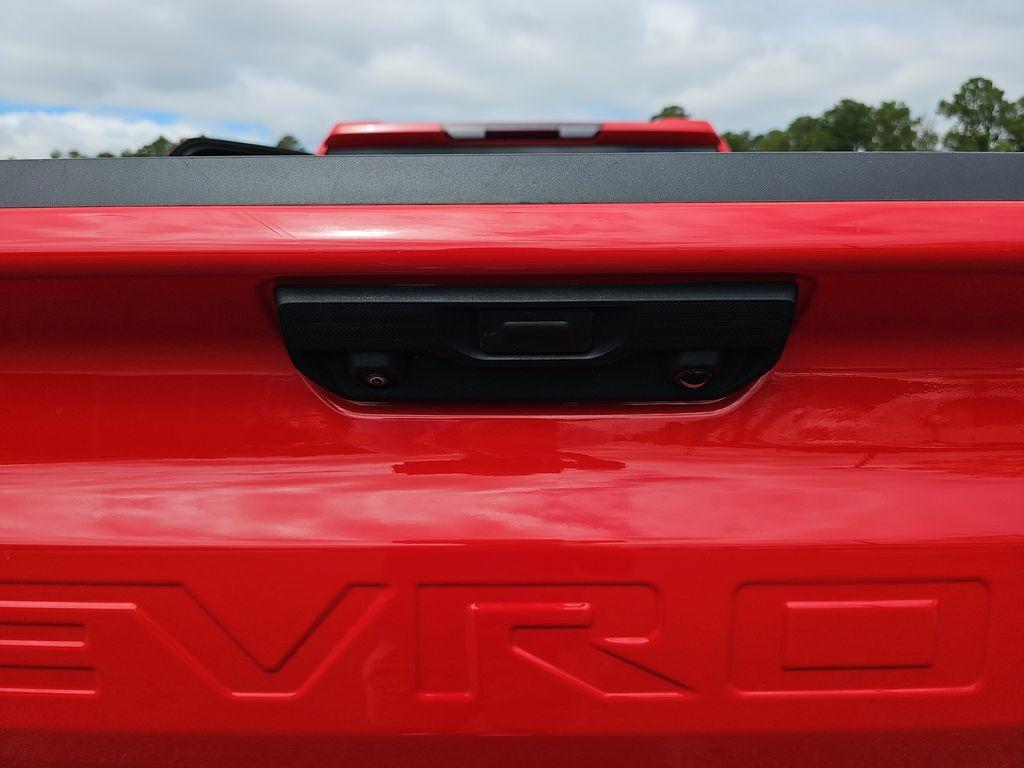 used 2024 Chevrolet Silverado 1500 car, priced at $29,600