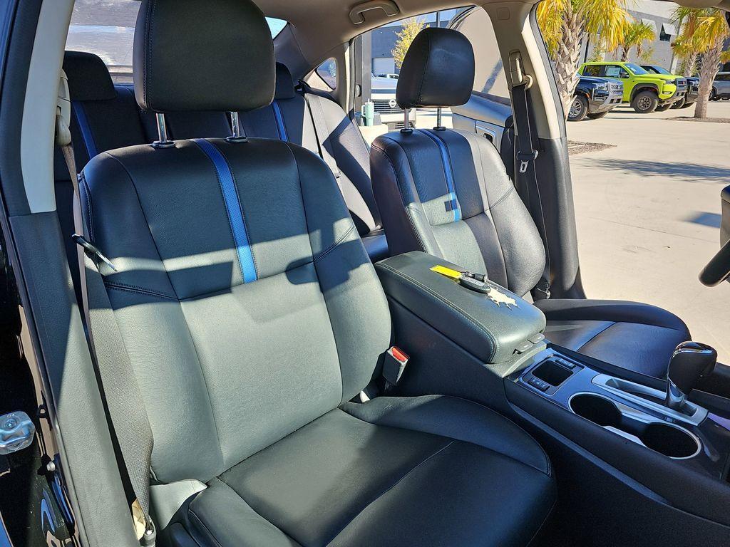 used 2018 Nissan Altima car, priced at $10,400