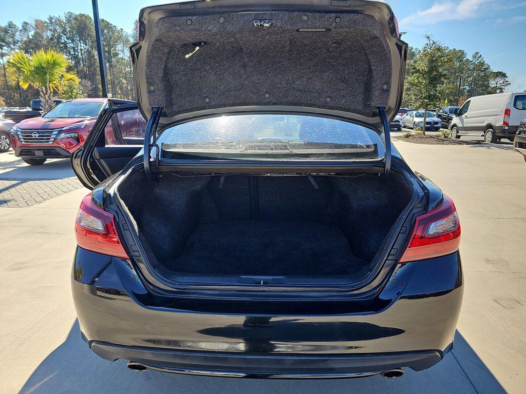 used 2018 Nissan Altima car, priced at $10,400