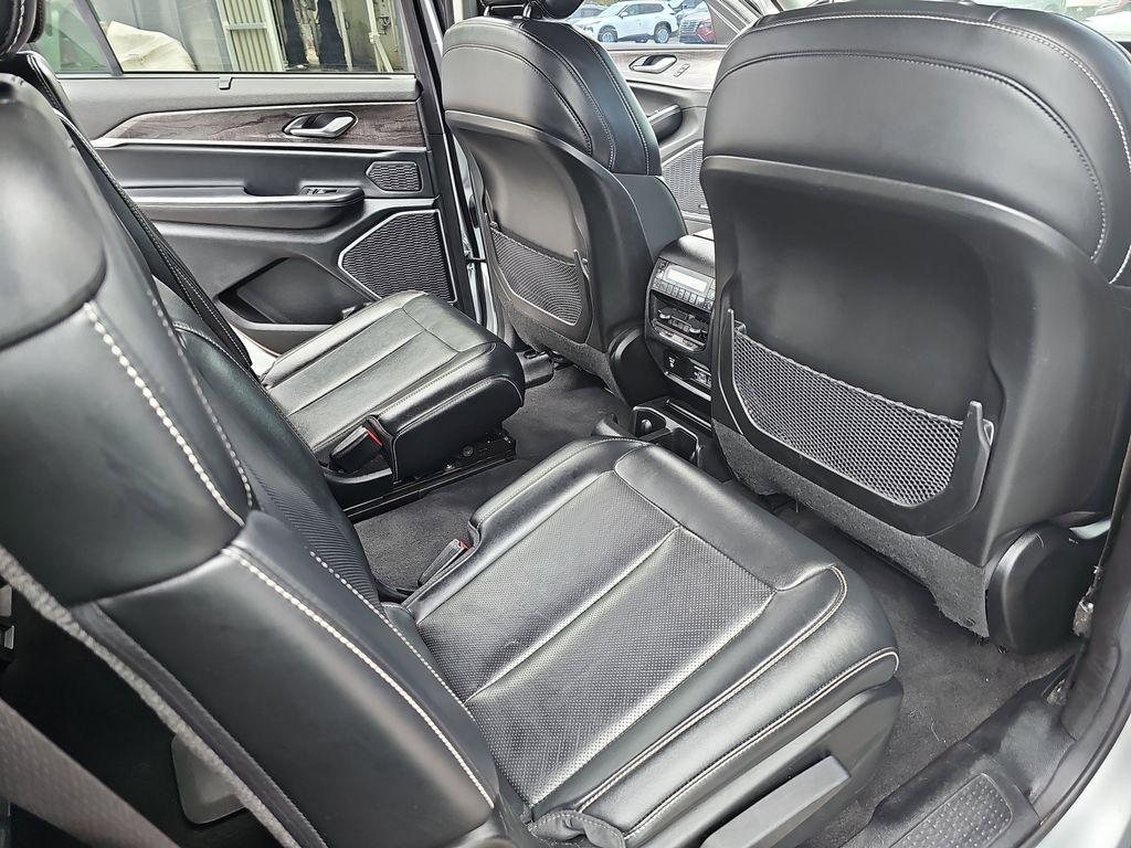 used 2021 Jeep Grand Cherokee L car, priced at $29,200