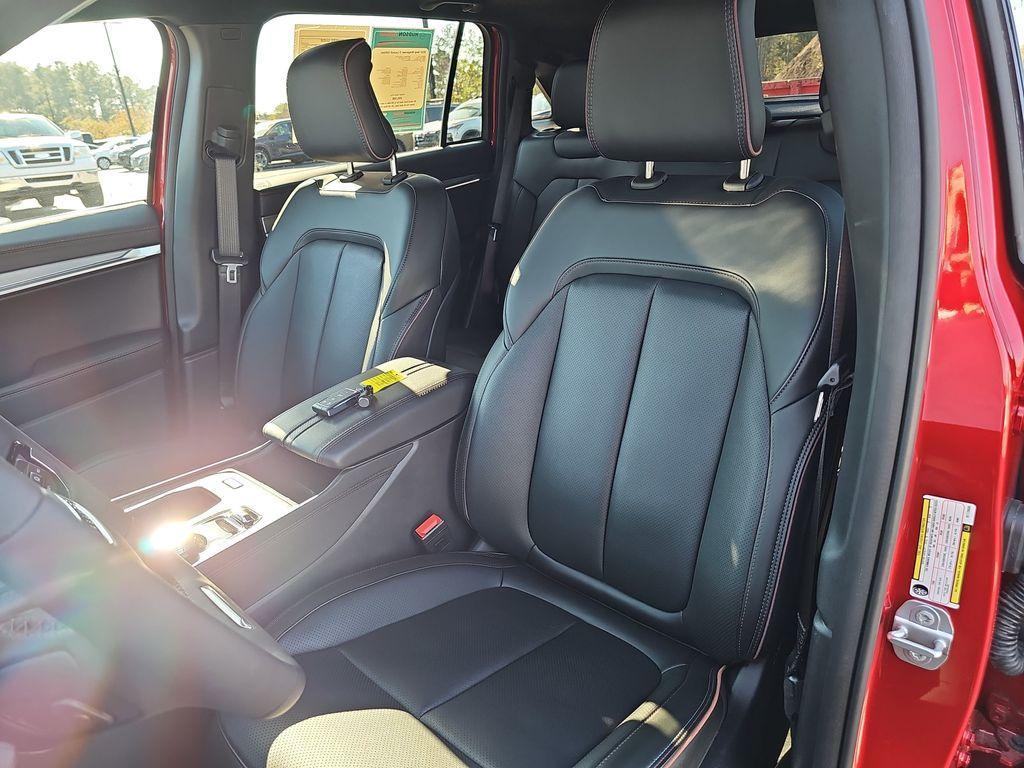 used 2024 Jeep Wagoneer S car, priced at $45,400