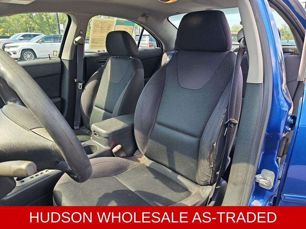 used 2006 Pontiac G6 car, priced at $2,900