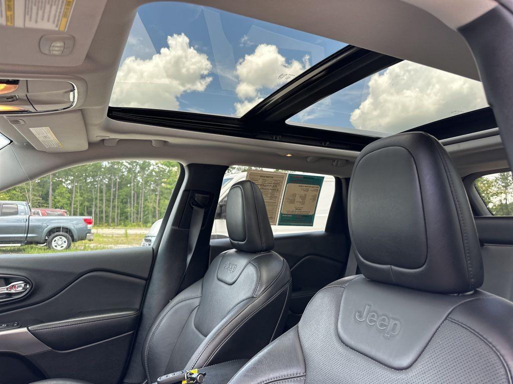 used 2021 Jeep Cherokee car, priced at $23,700