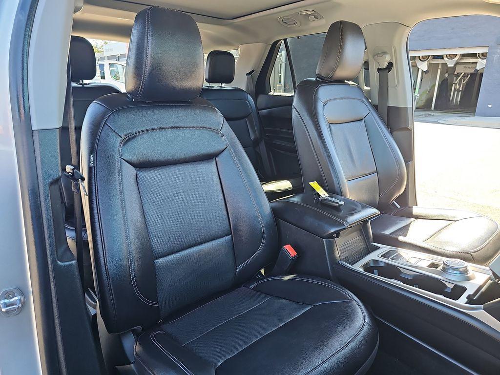used 2022 Ford Explorer car, priced at $27,600