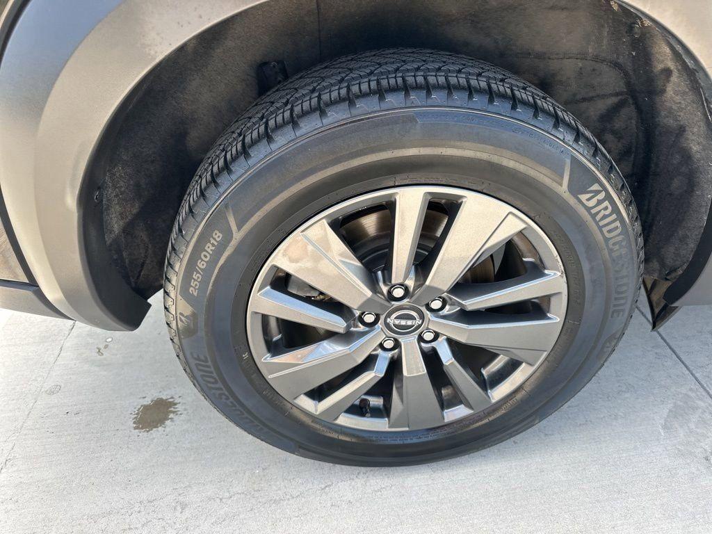 used 2022 Nissan Pathfinder car, priced at $22,300