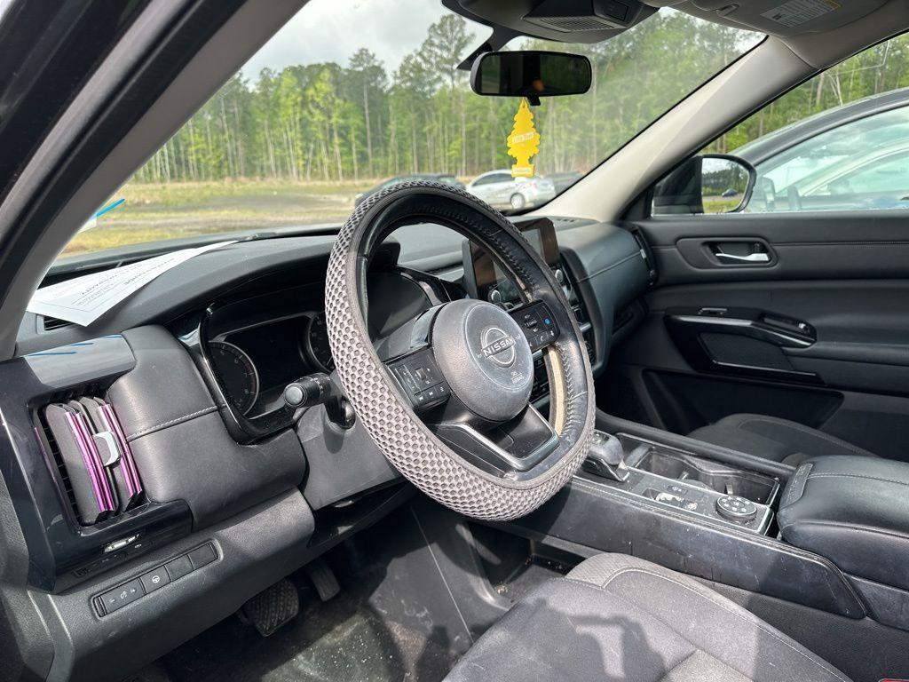used 2022 Nissan Pathfinder car, priced at $26,648