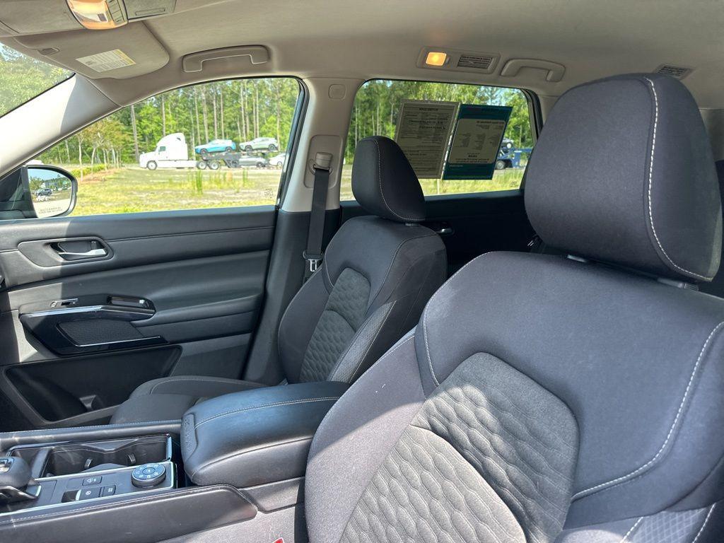 used 2022 Nissan Pathfinder car, priced at $25,900
