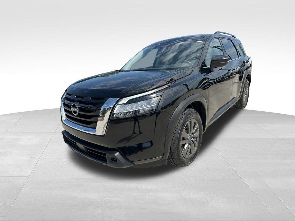 used 2022 Nissan Pathfinder car, priced at $25,900
