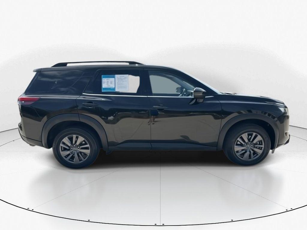 used 2022 Nissan Pathfinder car, priced at $22,300