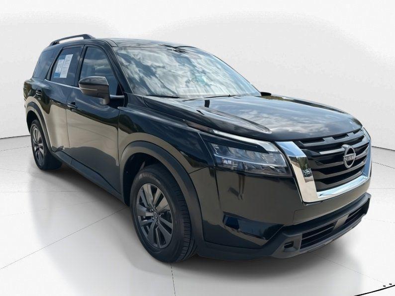 used 2022 Nissan Pathfinder car, priced at $22,300