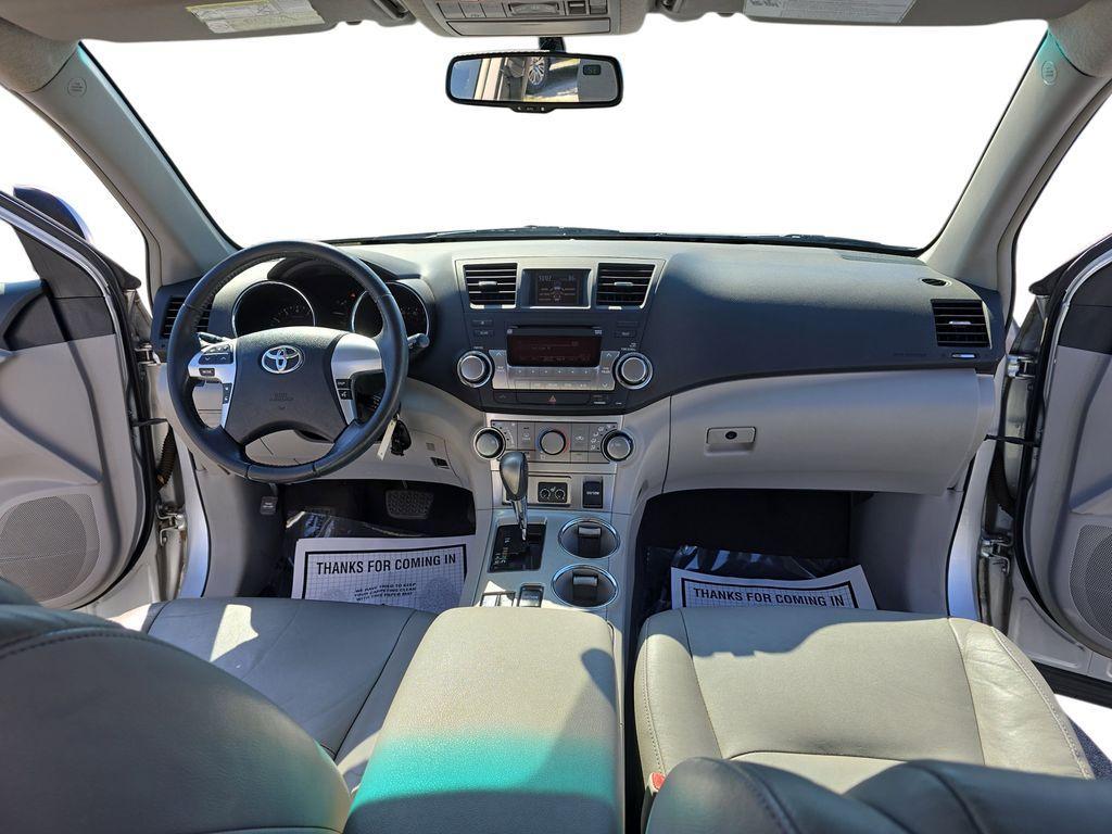 used 2012 Toyota Highlander car, priced at $10,900