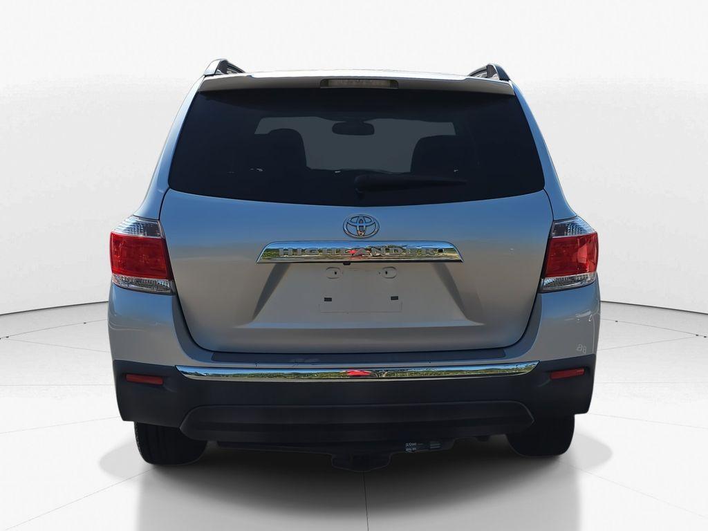 used 2012 Toyota Highlander car, priced at $10,900