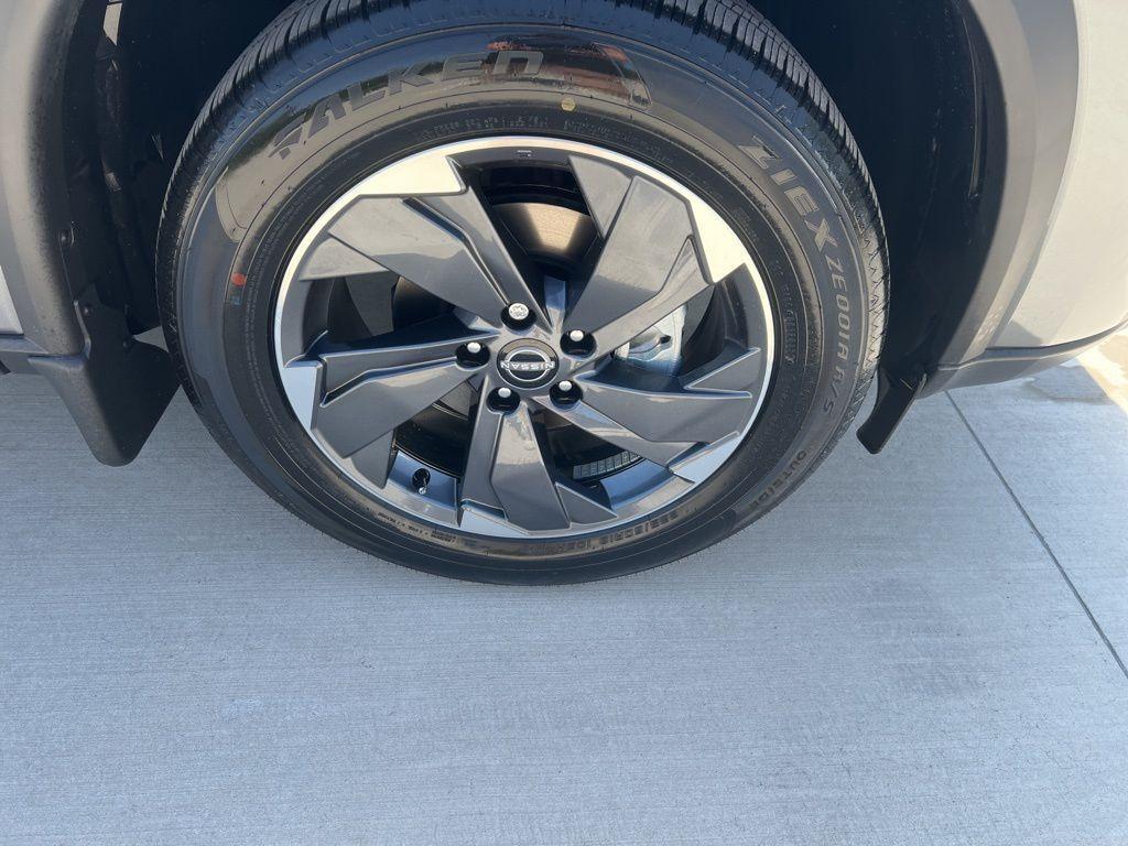 new 2025 Nissan Rogue car, priced at $32,482