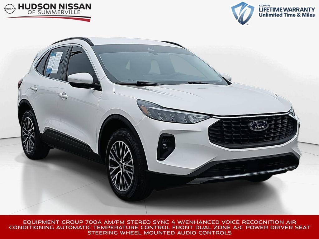 used 2025 Ford Escape car, priced at $31,200