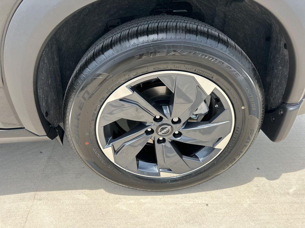 new 2025 Nissan Rogue car, priced at $32,482