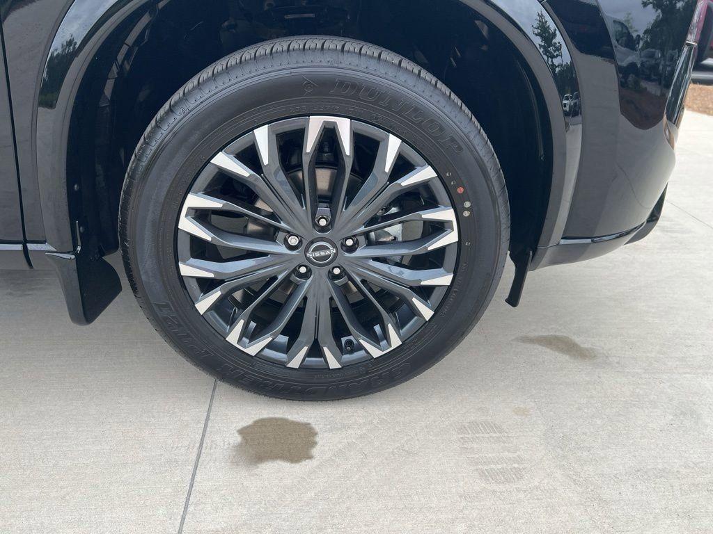 new 2025 Nissan Rogue car, priced at $40,562