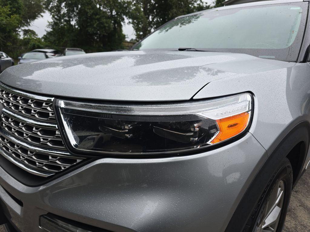 used 2023 Ford Explorer car