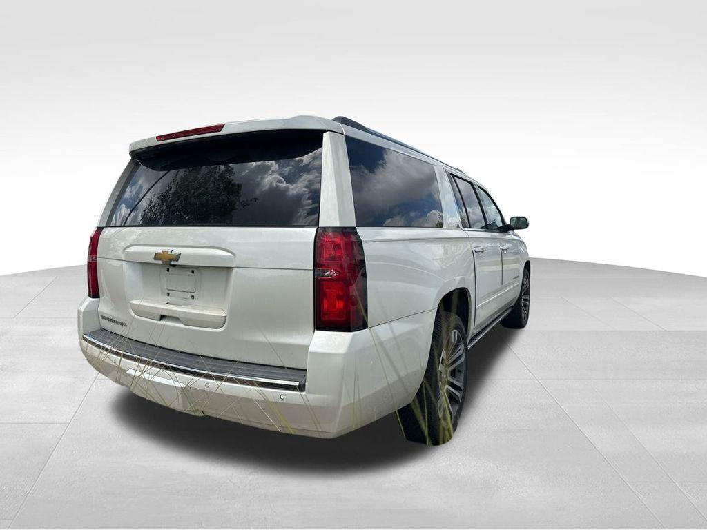 used 2015 Chevrolet Suburban car, priced at $22,900