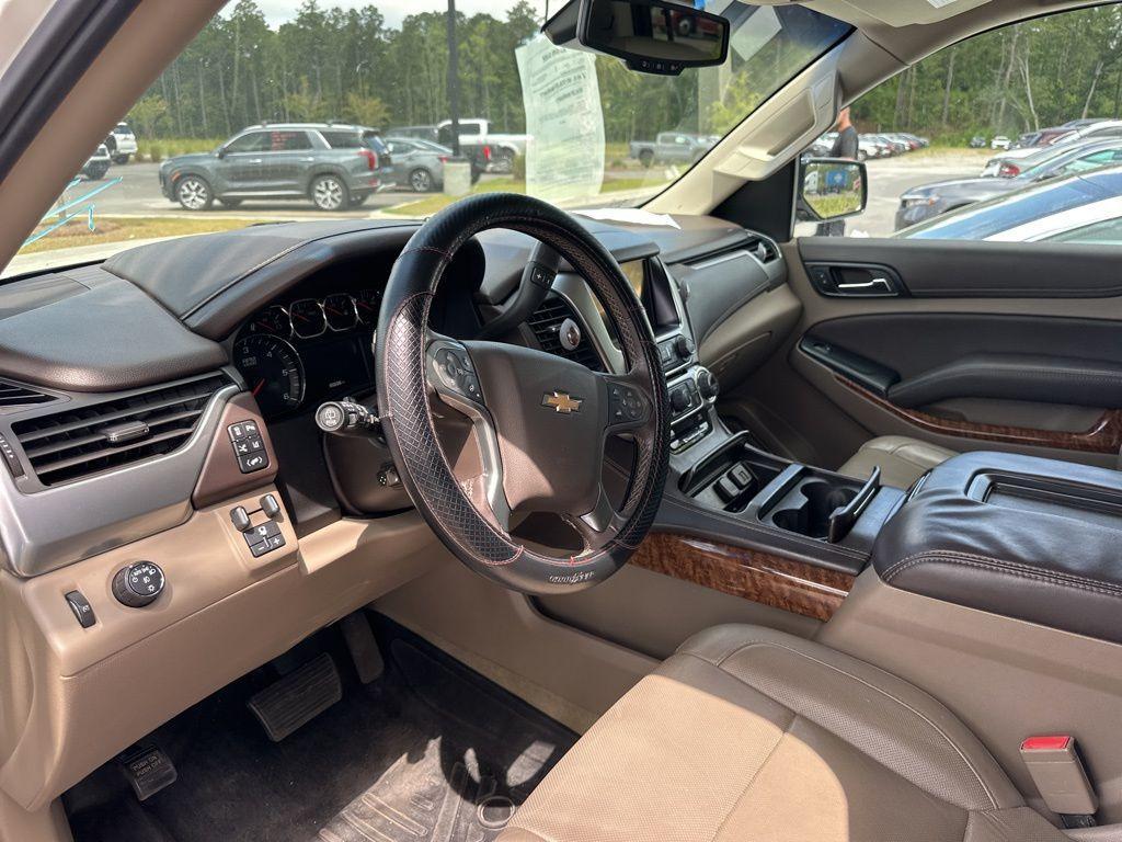 used 2015 Chevrolet Suburban car, priced at $22,900