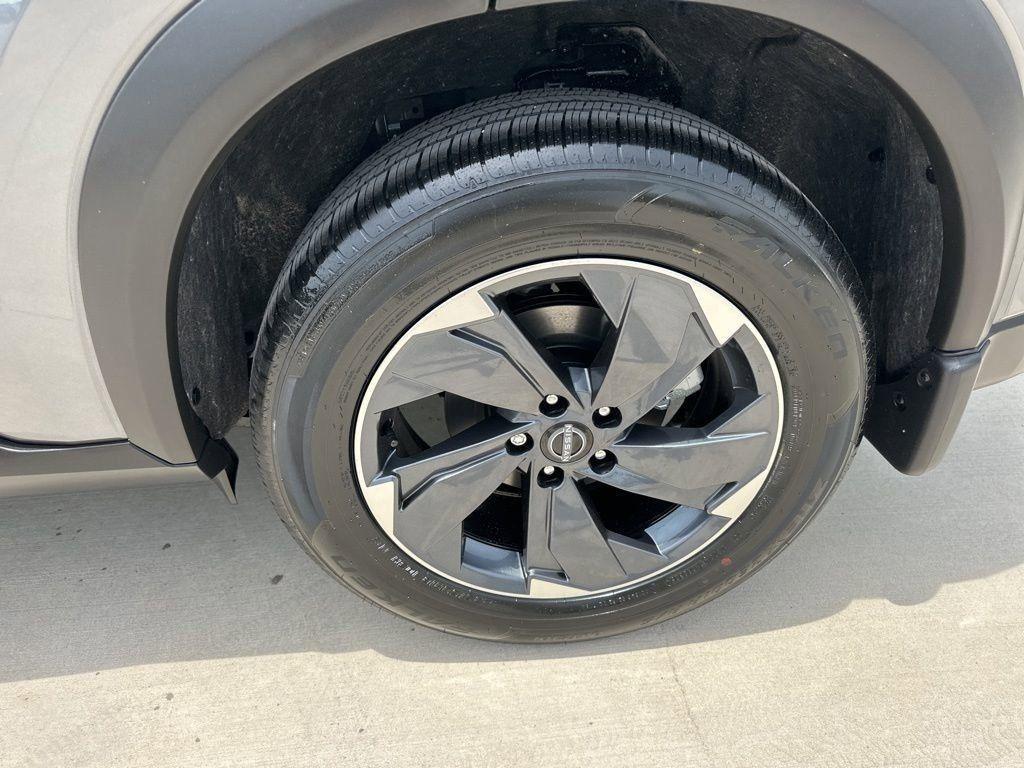 new 2025 Nissan Rogue car, priced at $32,482