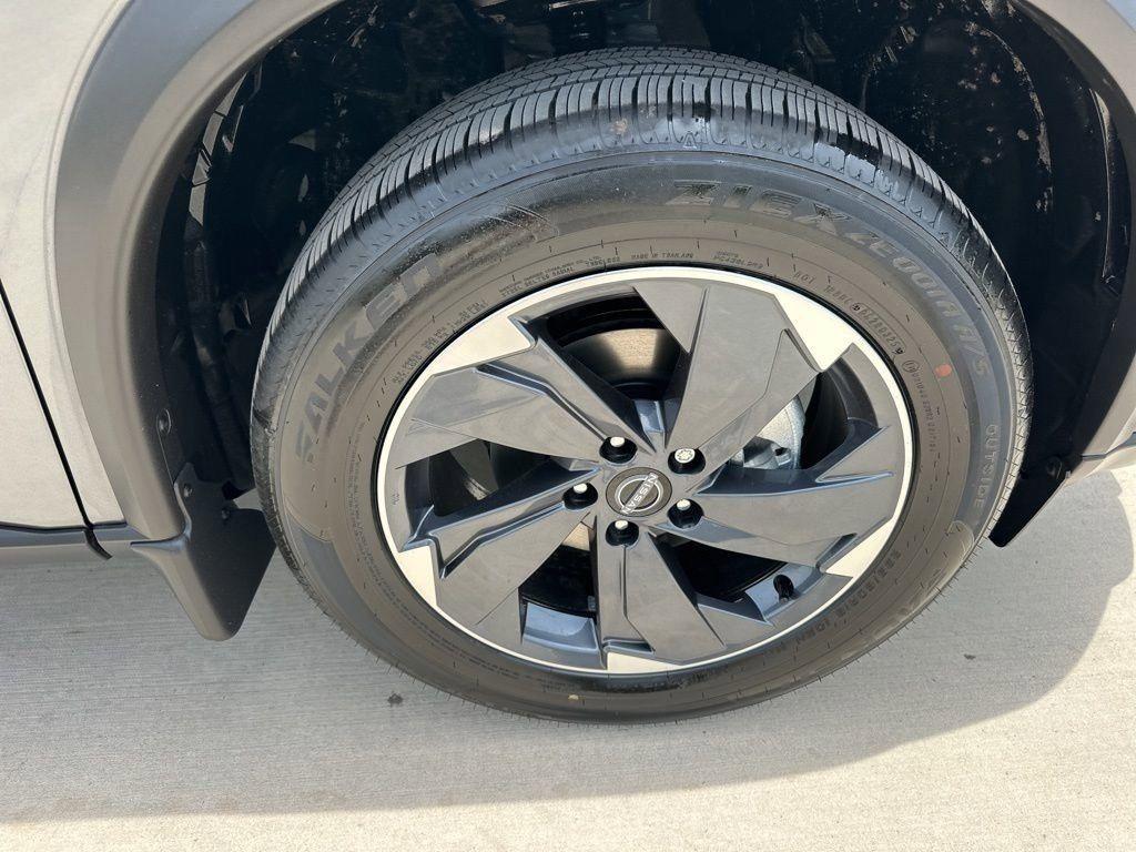 new 2025 Nissan Rogue car, priced at $32,482