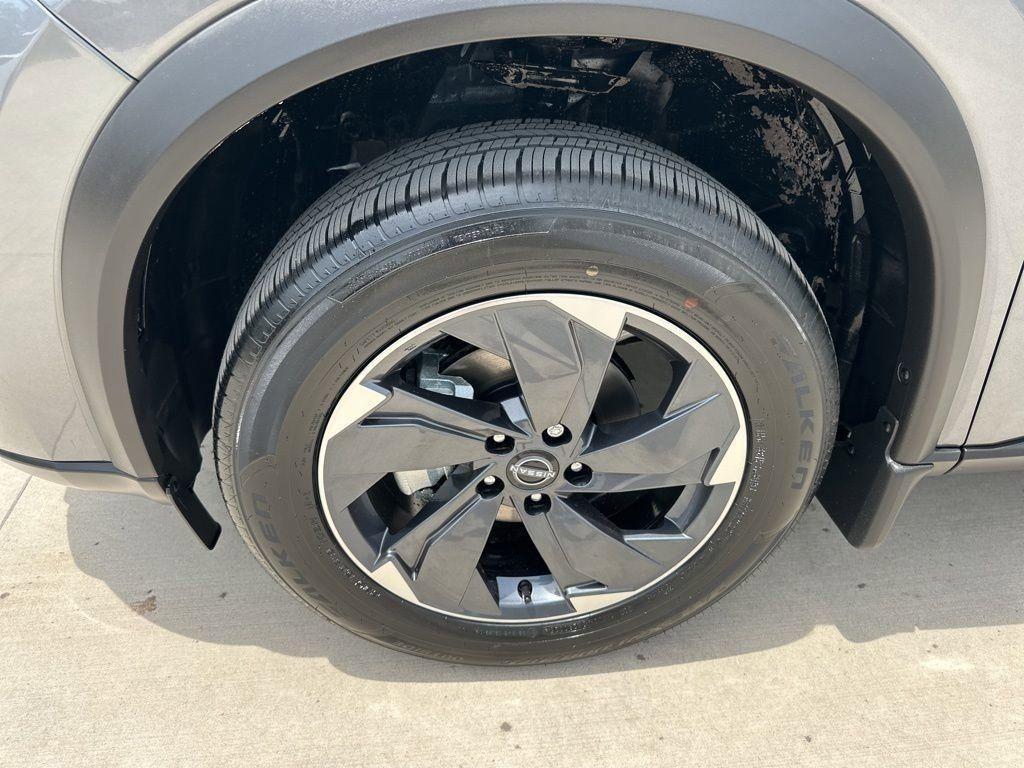 new 2025 Nissan Rogue car, priced at $32,482