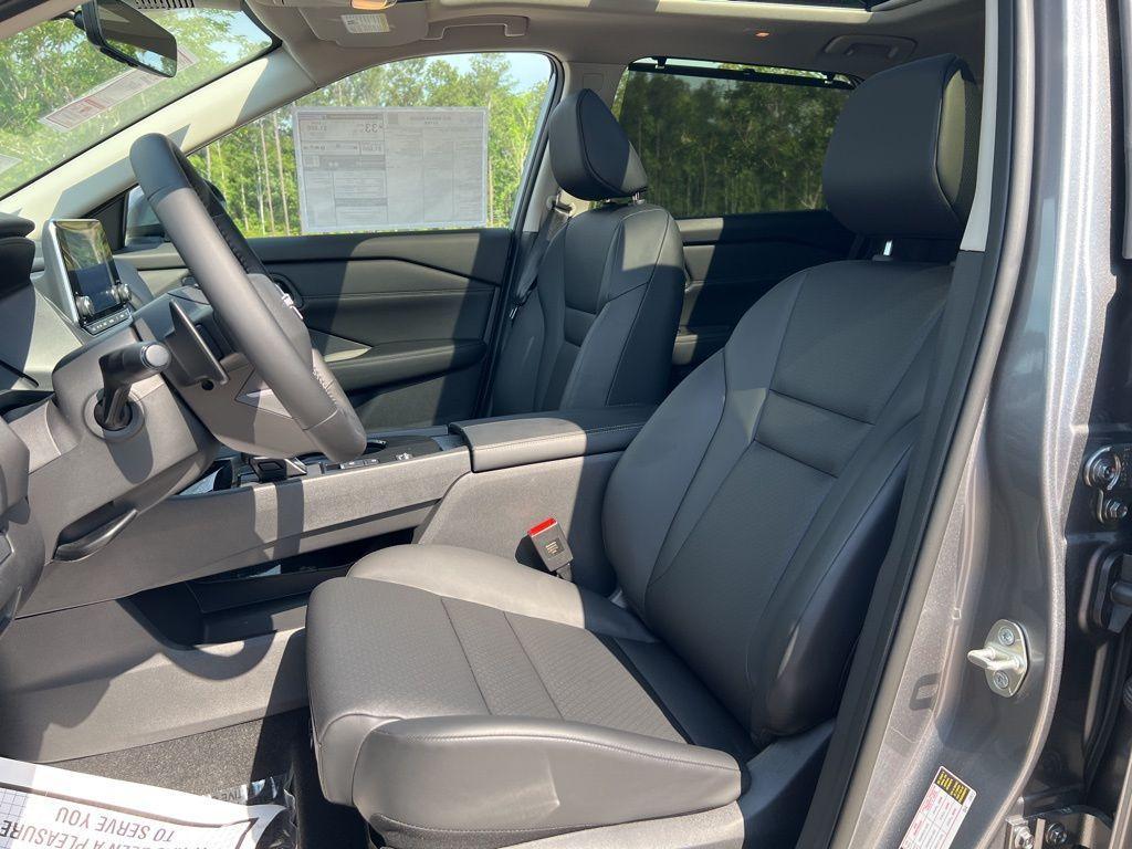 new 2025 Nissan Rogue car, priced at $32,763