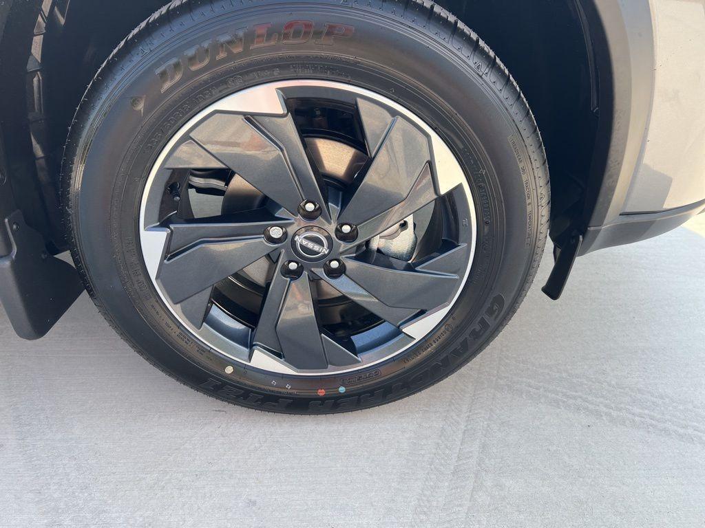 new 2025 Nissan Rogue car, priced at $32,763