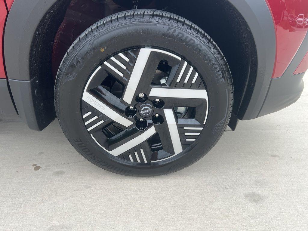 new 2025 Nissan Kicks car, priced at $25,511