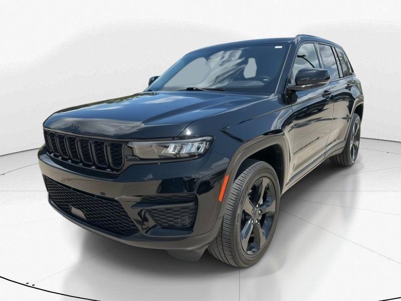 used 2024 Jeep Grand Cherokee car, priced at $27,700