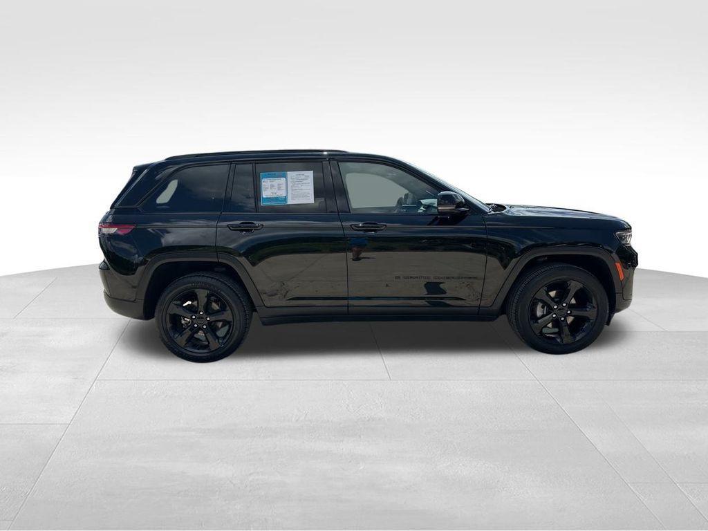 used 2024 Jeep Grand Cherokee car, priced at $30,300